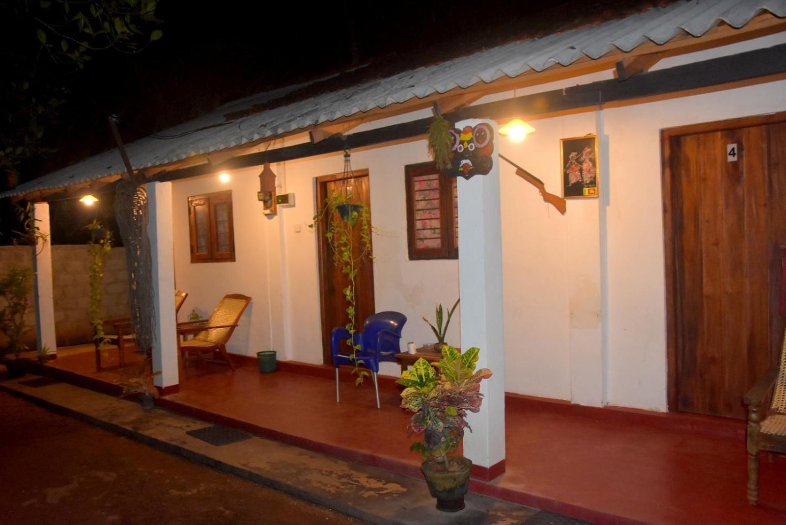 Lake House Homestay Anuradhapura Zewnętrze zdjęcie